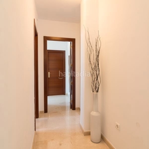 Alquiler apartamento amplio y luminoso apartamento de 1 dormitorio en el centro . en Málaga