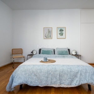 Alquiler apartamento chic piso para 3 personas ne carrer de paris en Barcelona