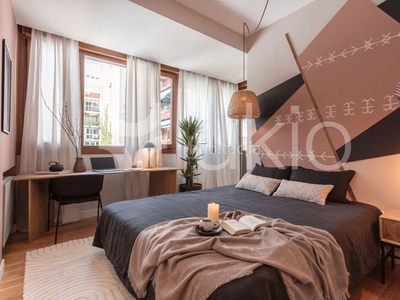 Alquiler apartamento de 2 dormitorios en azca en Madrid