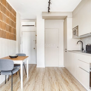 Alquiler apartamento espectacular piso de 1 habitacion con terraza a estrenar en Barcelona