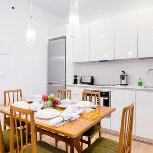Alquiler apartamento moderno y acogedor apartamento de una habitación en Madrid