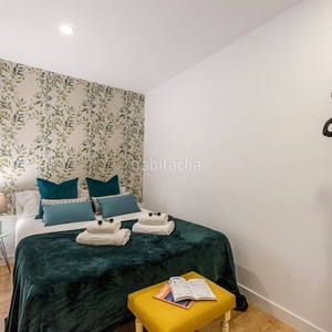 Alquiler apartamento piso luminoso de 2 dormitorios en Madrid