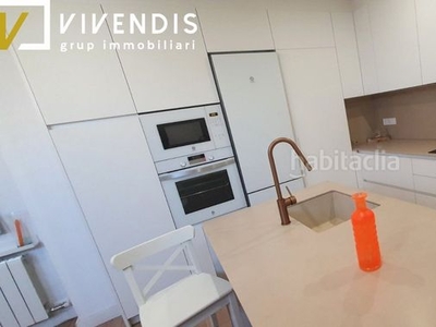 Alquiler casa adosada casa en alquiler en Joc de la Bola - Camps d'Esports Lleida