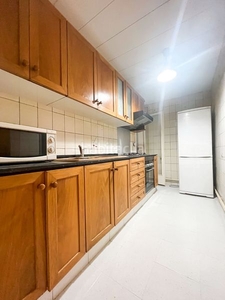 Alquiler piso con 3 habitaciones amueblado con calefacción en Cerdanyola del Vallès
