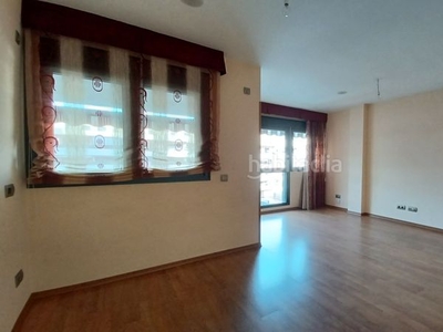 Alquiler piso con 3 habitaciones con ascensor, calefacción y aire acondicionado en Leganés