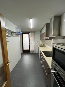 Alquiler piso con 3 habitaciones con ascensor, parking, calefacción y aire acondicionado en Getafe