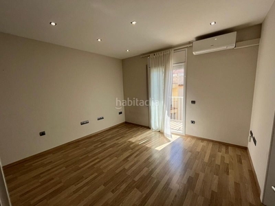 Alquiler piso con 2 habitaciones con ascensor, calefacción y aire acondicionado en Sitges