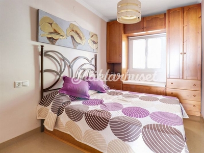 Apartamento con piscina en Avda Pescia - Ctra de Frigiliana Nerja