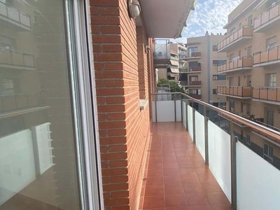 Apartamento de alquiler en C. de Sigüenza, 135, 08032 Barcelona, El Carmel