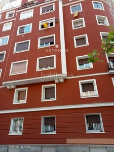 Ático atico de más de 190 metros cuadrados útiles y dos terrazas de más de 60 metros entre las dos, se vende en el barrio de salamanca en Madrid