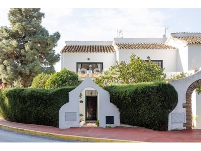 Casa adosada en venta en Calahonda en Calahonda por 275.000 €