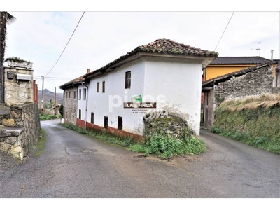 Casa adosada en venta en Calle As-311 en Parroquias de Oviedo por 24.000 €