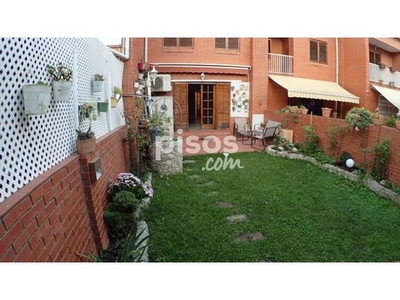 Casa adosada en venta en Calle Avinguda Deuropa en Serraparrera por 534.990 €