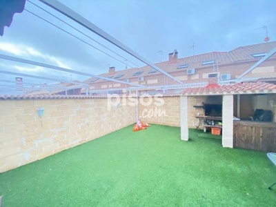 Casa adosada en venta en Villanueva de La Torre