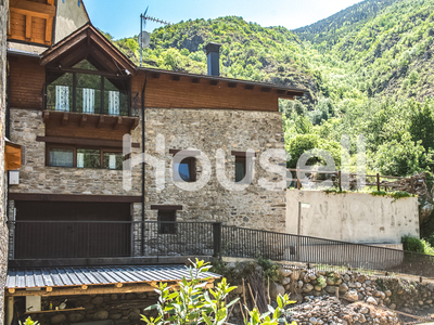 Casa en venta de 210m² en Calle de la Riba, 25586 Alt Àneu (Lleida)