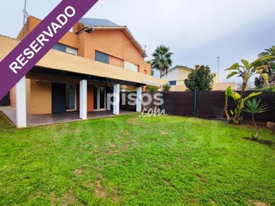 Casa pareada en venta en Umbrete en Umbrete por 200.000 €