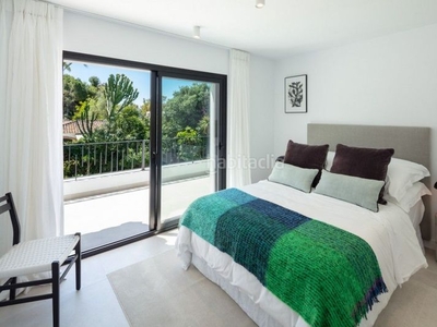 Chalet con 4 habitaciones amueblado con piscina, calefacción y aire acondicionado en Marbella