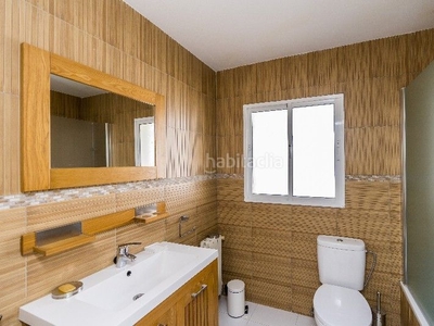Chalet villa en venta 4 habitaciones 3 baños. en Bello Horizonte - Lindasol Marbella