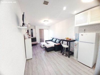 Estudio con piscina comunitaria en Torrelamata, Torrevieja