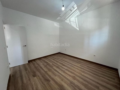 Piso con 2 habitaciones en Reyes Parla