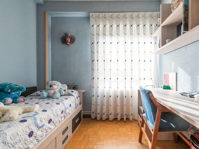 Piso con 3 habitaciones amueblado con calefacción en Madrid