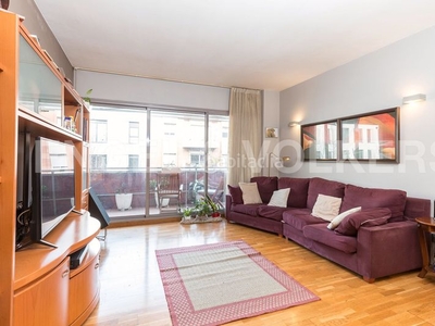 Piso de 4 habitaciones con terraza en Poblenou en Barcelona