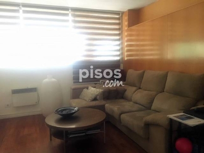 Piso en alquiler en Carrer de Salvador Espriu en La Vila Olímpica del Poblenou por 1.300 €/mes