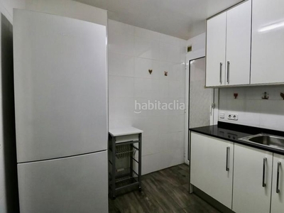 Piso en carrer de sant pere piso con 3 habitaciones con ascensor en Hospitalet de Llobregat (L´)