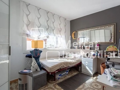 Piso en venta , 3 dormitorios. en Badal Barcelona