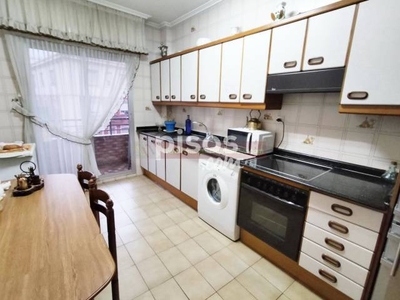 Piso en venta en Avda. La Paz en Universidad-Los Lirios por 125.000 €