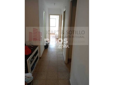 Piso en venta en Avenida de Pío XII en Nucli Urbà por 46.500 €