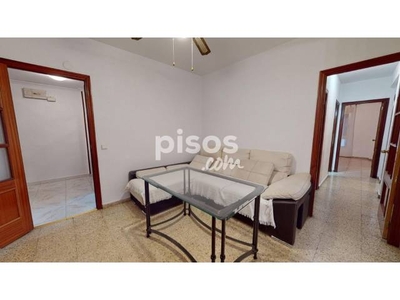 Piso en venta en Calle de Levante