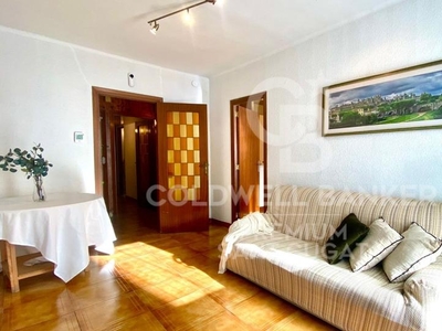 Piso en venta en Carrer Joan Maragall, Mercat