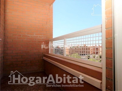 Piso nou campanar: 4 dormitorios, con garaje y balcón en Valencia