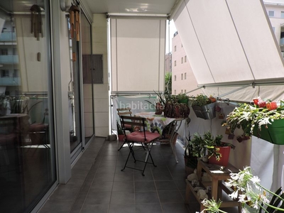 Piso todo exterior, con terraza y párking a dos esquinas de la rambla en Sabadell