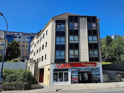 Alquiler de piso en avenida Fonteculler de 2 habitaciones con garaje y calefacción