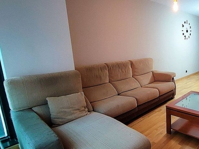 Alquiler de piso en calle Chano Piñeiro de 3 habitaciones con garaje y muebles