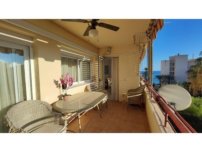 APARTAMENTO DE 2 DORMITORIOS 2 BAÑOS GRAN TERRAZA CON VISTAS LATERALES AL MAR EN TORREVIEJA