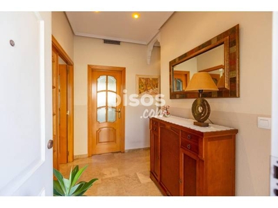 Casa adosada en venta en Poble Nou