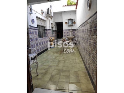 Casa en venta en Calle de los Álamos, cerca de Calle de la Feria