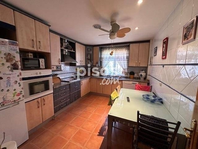 Casa pareada en venta en Av. Genital