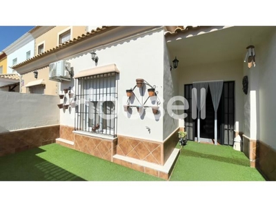Chalet adosado en venta de 134 m² Calle Hinojo, 41220 Burguillos (Sevilla)