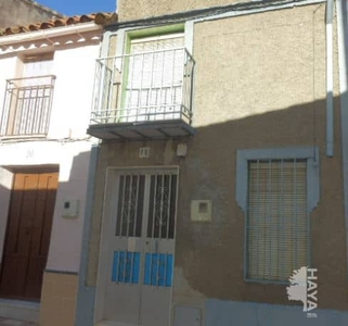 Chalet adosado en venta en Calle Refugio, Planta Baj, 23200, La Carolina (Jaén)
