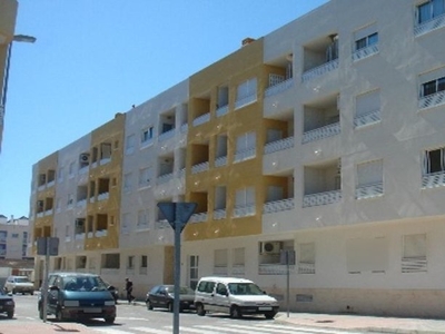 Garaje en venta en calle Donadores Y Cristobal Colon, Almoradí, Alicante