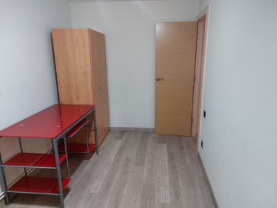 Habitación Individual en Carrer del Prat 32