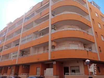 Piso en venta en Calle Patricio Zammit, Bajo, 03182, Torrevieja (Alicante)