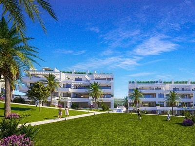 Venta de piso en Estepona Oeste - Valle Romano - Bahía Dorada de 3 habitaciones con terraza y piscina