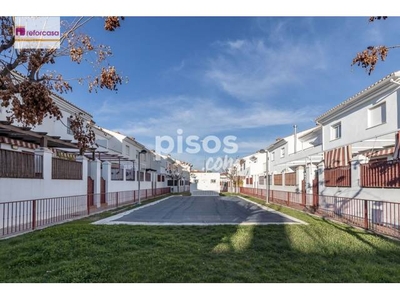 Casa adosada en venta en Calle Urbanización Llanos de Armilla Fase 7, nº 17 en Alhendín por 210.000 €