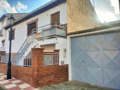 Casa / Chalet en venta en Villamena de 262 m2