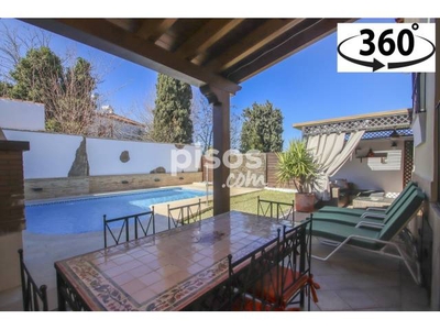 Casa pareada en venta en Calle Limones en Gines por 298.000 €